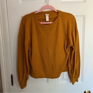H&M Mustard Colored Long Sleeve Blouse size XS (runs slightly big)
